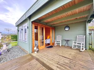 Photo 23- click for photo gallery